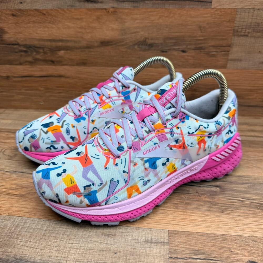 Brooks Adrenaline Gts 21 Women’s Size 7.5B Running Shoes
